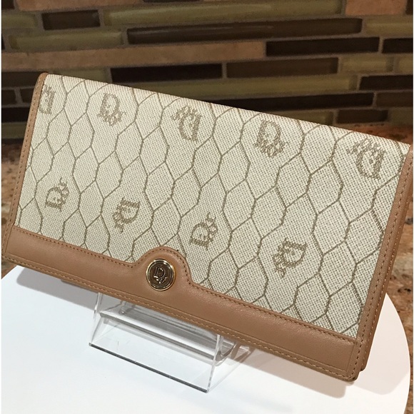 DIOR Honeycomb Leather Bifold Wallet 😍🔥 - Picture 12 of 17